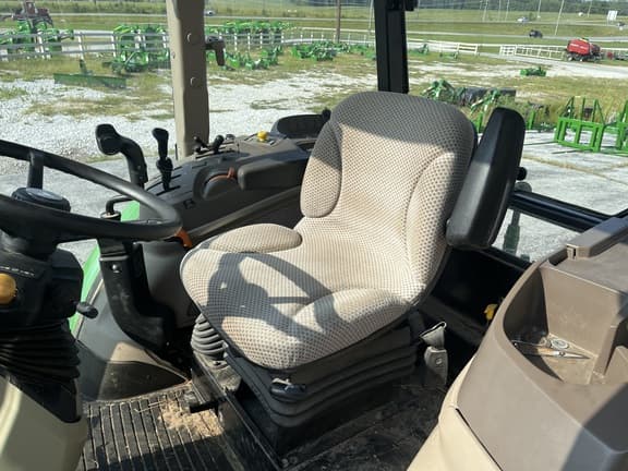 2025 John Deere 5085E - Thumbnail 6