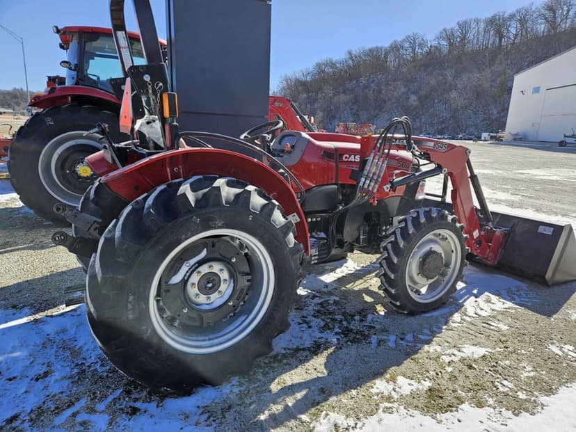 2018 Case IH Farmall 50A - Thumbnail 2