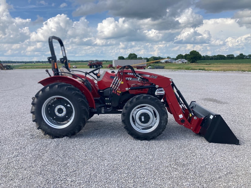 2017 Case IH Farmall 60A - Thumbnail 2
